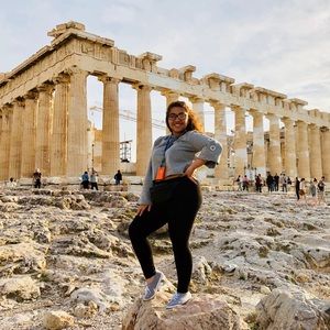 Meet your Posher, Karla